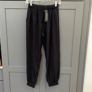 NWT{Dibaolong}Sz S Super Soft Lightweight Black Joggers